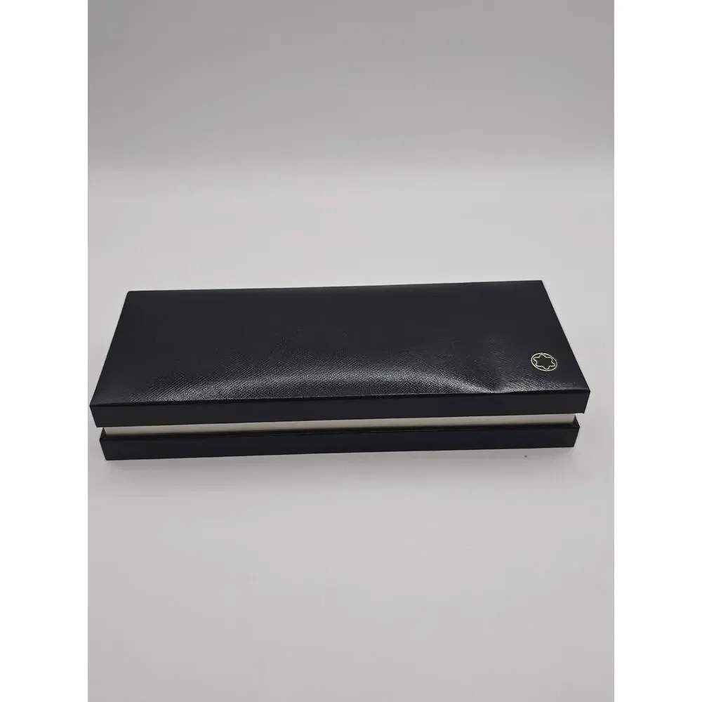 Montblanc 144 Solitaire Silver Fibre Guilloché AG925 Fountain Pen — Fine — Box